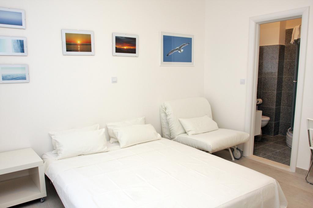 Apartments Villa Desire Makarska Rum bild